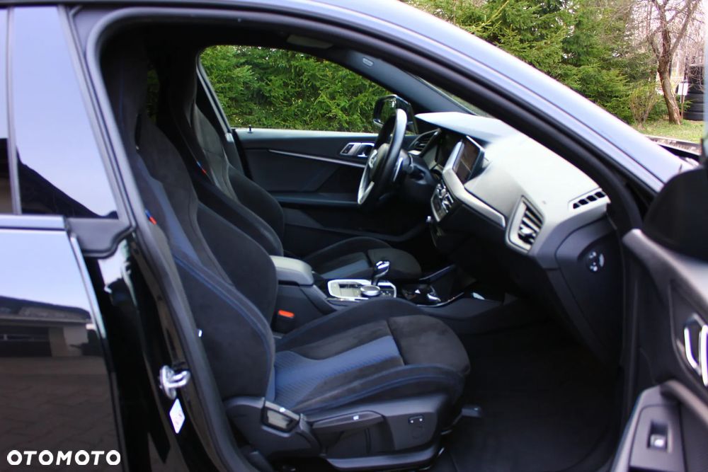 BMW Seria 2 218d M Sport sport - 35