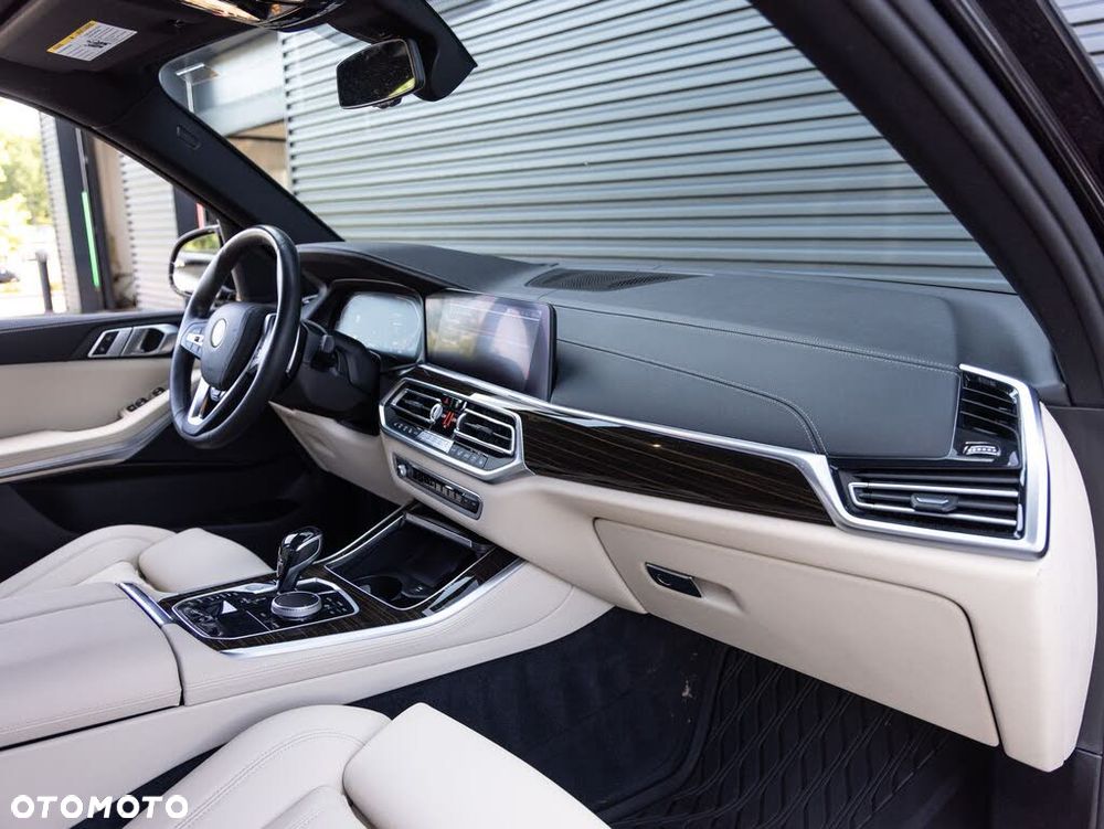 BMW X5 xDrive40i - 19
