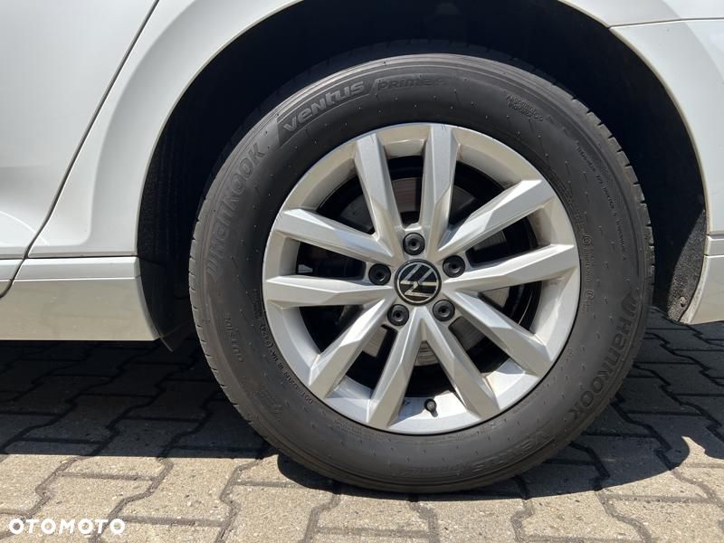 Volkswagen Passat Variant 2.0 TDI EVO Business DSG - 29