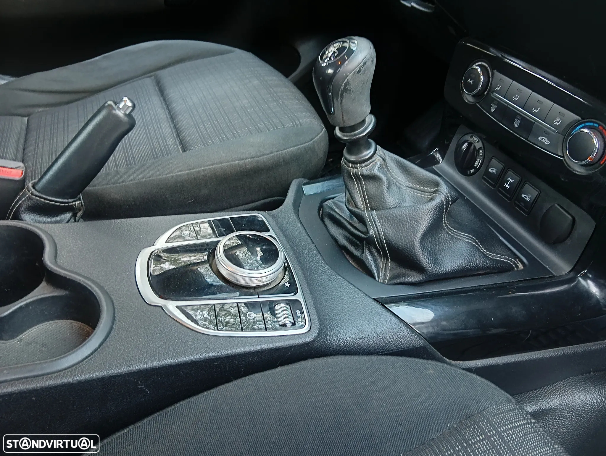 Mercedes-Benz X 220 d 4MATIC PROGRESSIVE - 14