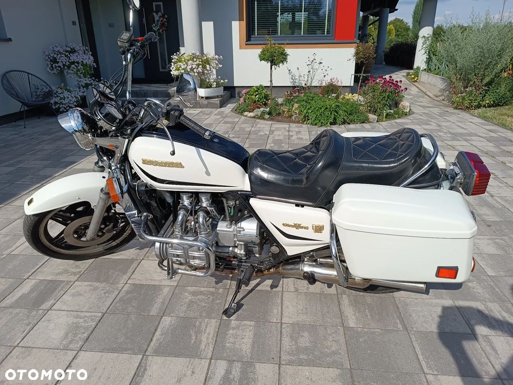 Honda GL - 9