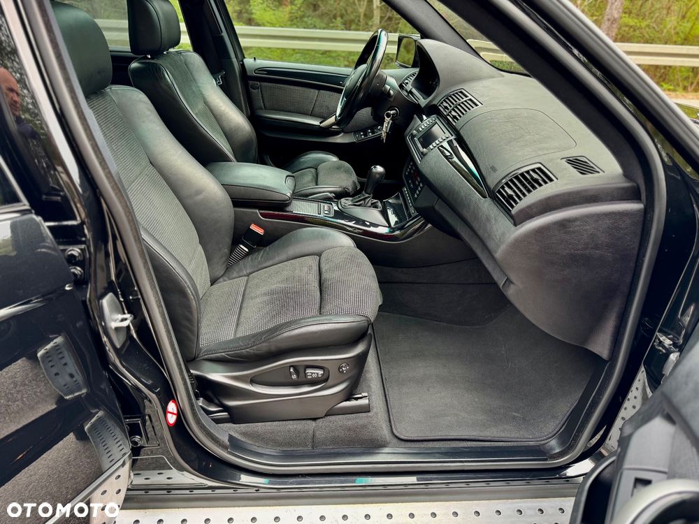 BMW X5 4.6is - 20