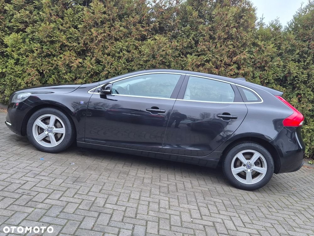 Volvo V40 D2 Drive-E Ocean Race - 6