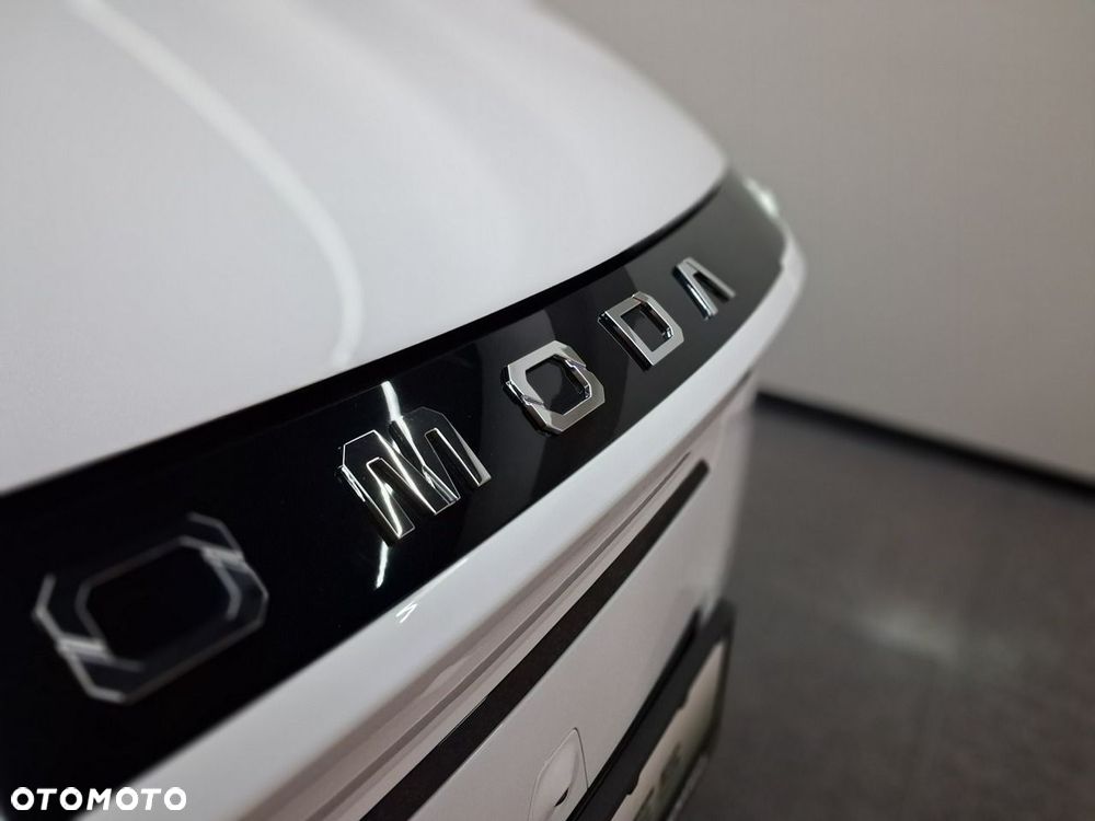 Omoda E5 - 12