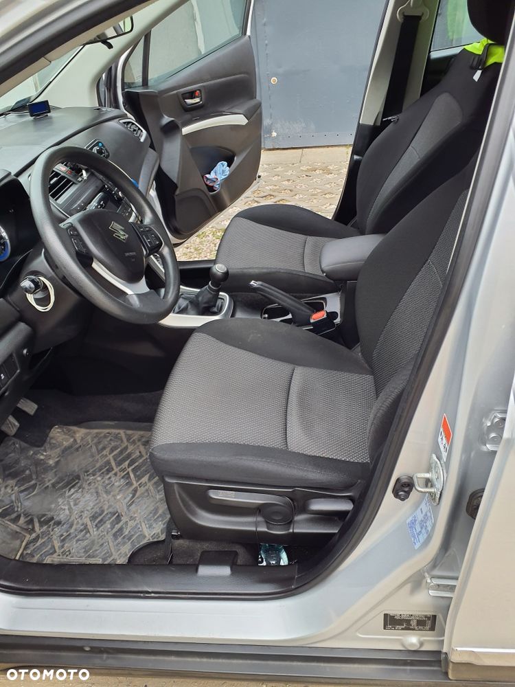 Suzuki SX4 - 5