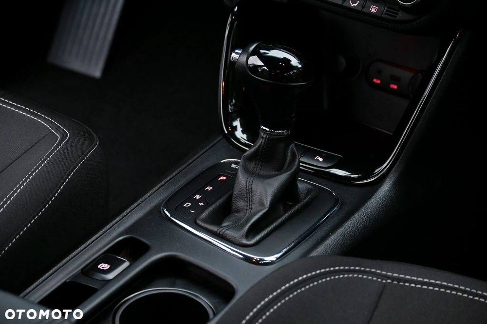 Kia Ceed 1.6 GDI DCT Spirit - 25