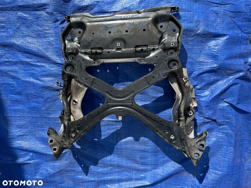 AUDI A4 B9 WÓZEK SANKI KOŁYSKA ŁAWA 8W1399347 E EUROPA ZAWIESZENIE PRZÓD - 2