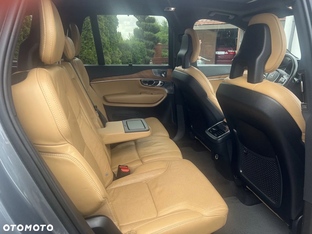 Volvo XC 90 - 15