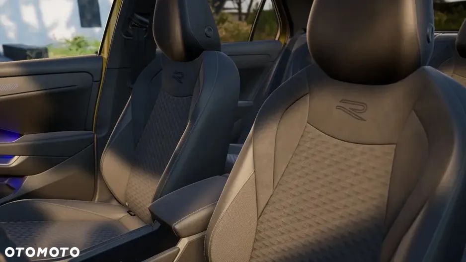 Volkswagen T-Roc - 10