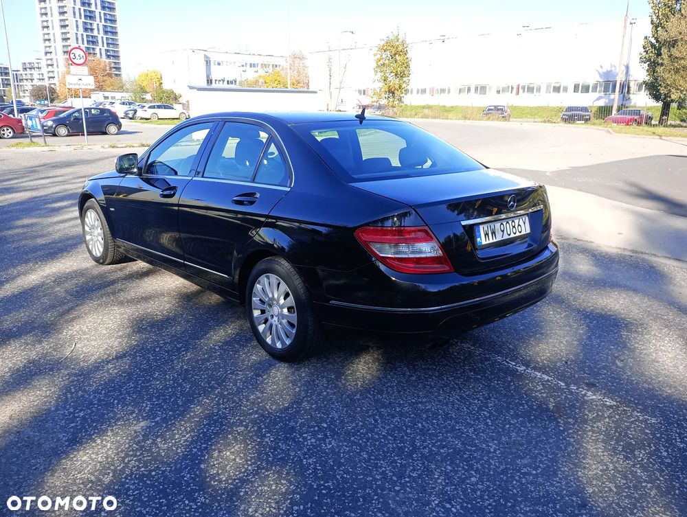 Mercedes-Benz Klasa C 180 Kompressor Avantgarde - 17