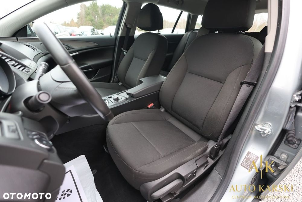 Opel Insignia - 39