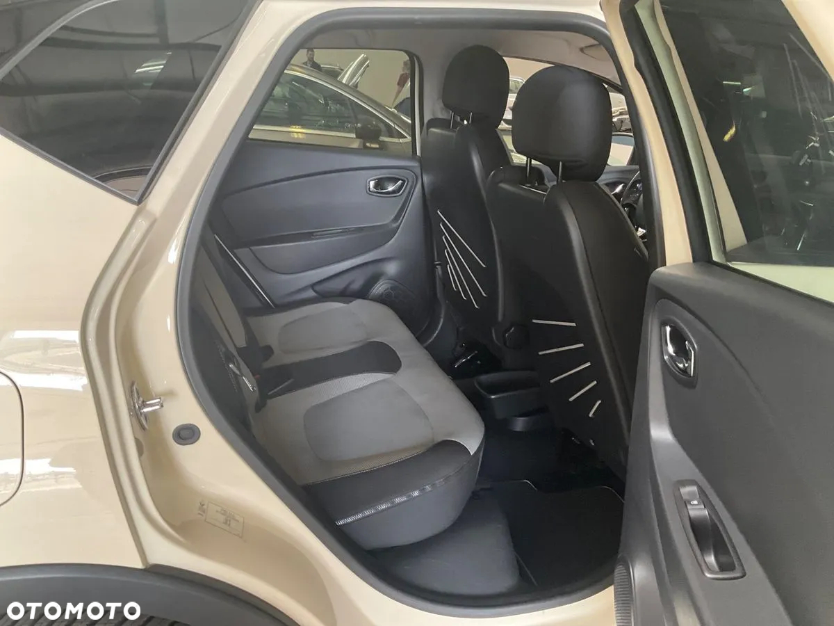 Renault Captur 1.2 TCe Intens EDC - 8