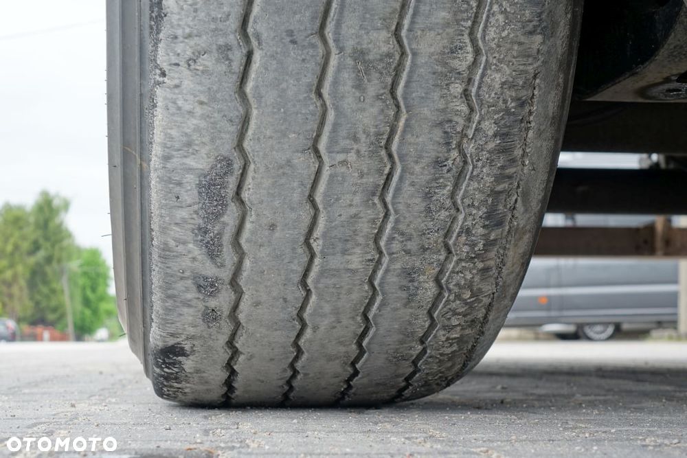 Fruehauf WYWROTKA 28m3 / OSIE SAF / OŚ PODNOSZONA / HYDROKLAPA / SZYBER ZBOŻOWY / ELEKTRYCZNA PLANDEKA - 20