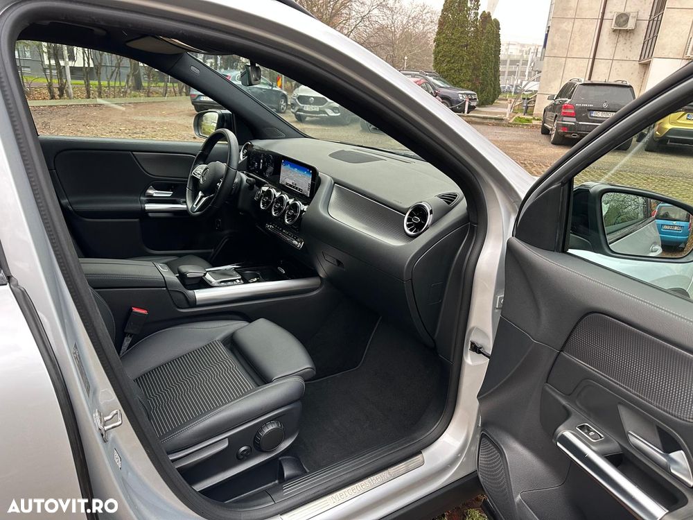 Mercedes-Benz GLA 180 d Aut. - 16