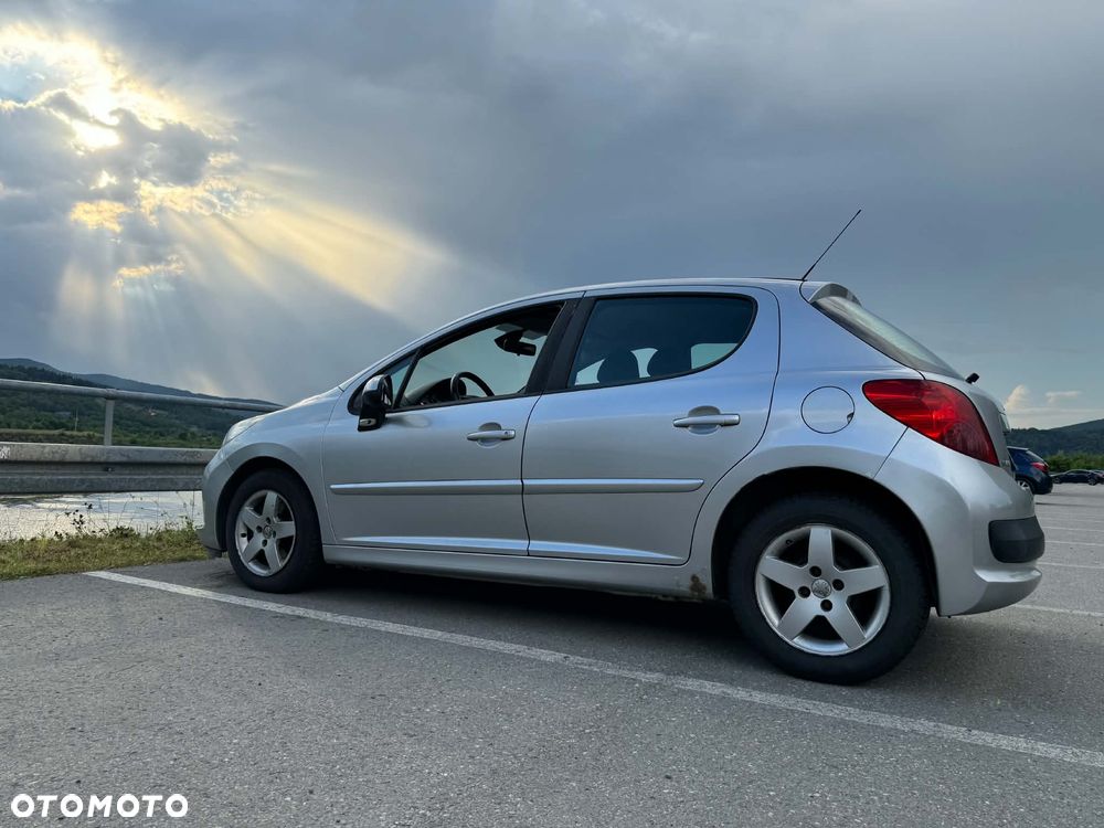 Peugeot 207 1.4 - 2