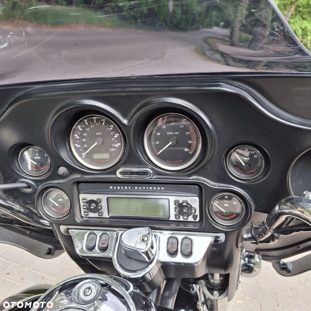 Harley-Davidson FLHT Electra Glide Standard - 5