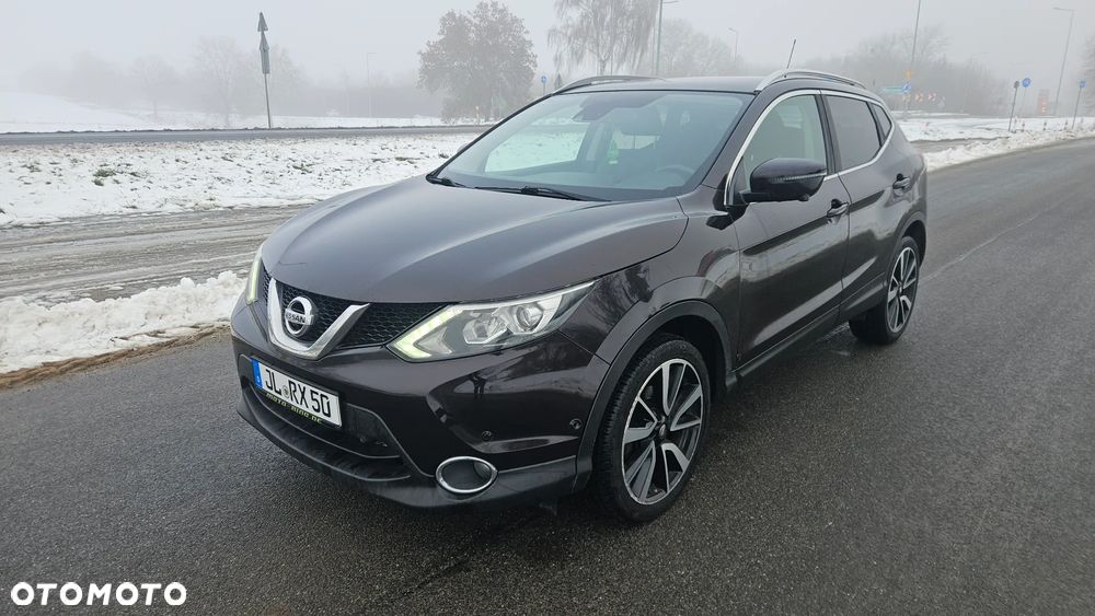 Nissan Qashqai 1.6 dCi Xtronic TEKNA+ - 1