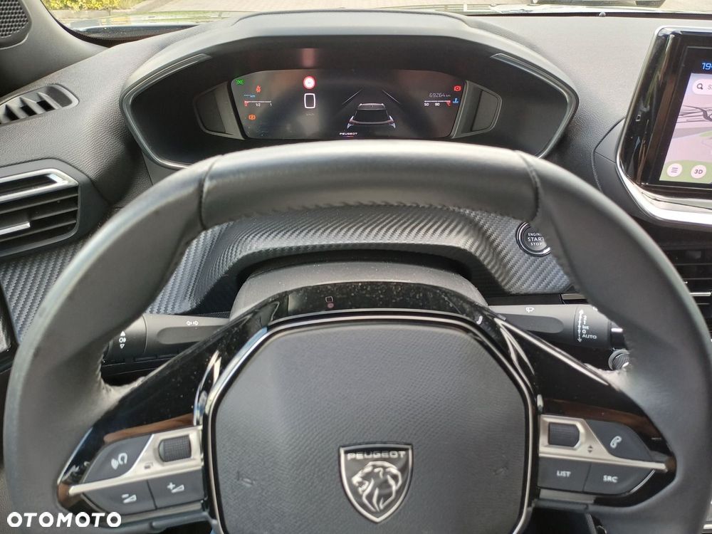 Peugeot 2008 PureTech 100 Allure S&S BVM6 - 26