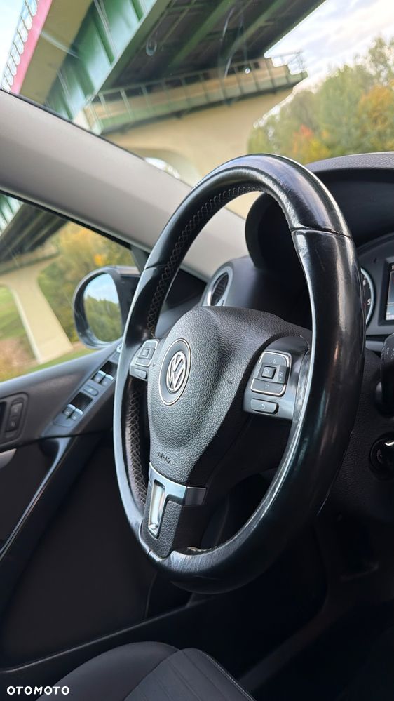 Volkswagen Tiguan - 22