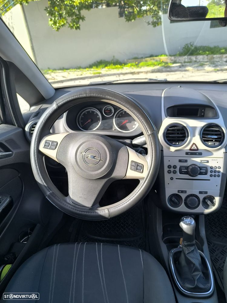 Opel Corsa - 12
