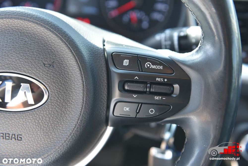 Kia Stonic - 34