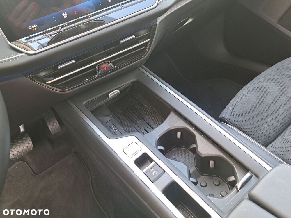 Volkswagen Passat - 15