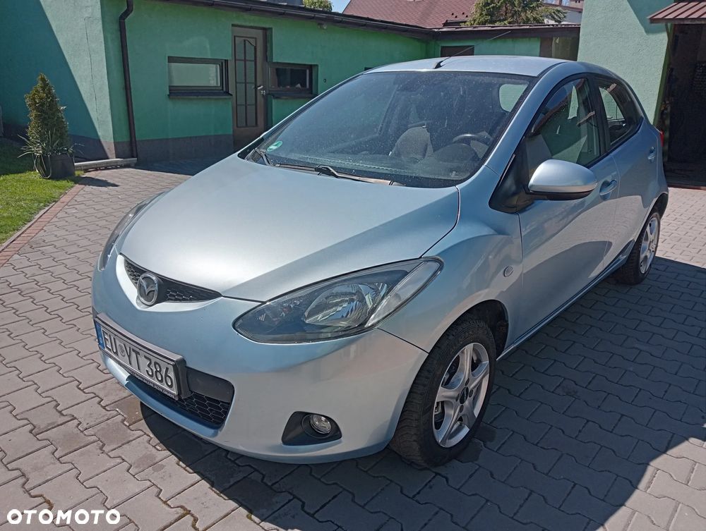 Mazda 2 - 6