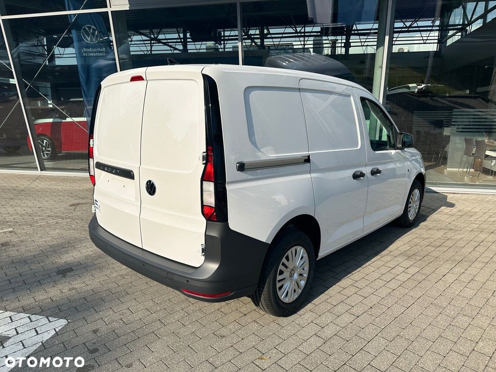 Volkswagen Caddy Caddy  silnik: 2,0 l TDI EU6 SCR  75 kW skrzynia biegów: manualna 6 -biegowa rozstaw osi: 2755 mm - 8