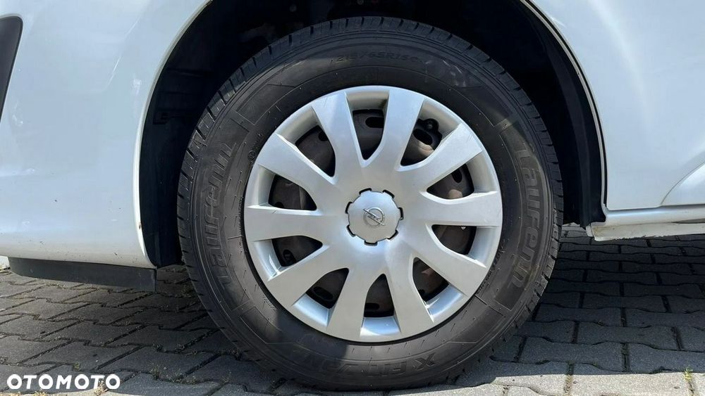 Opel Vivaro - 19