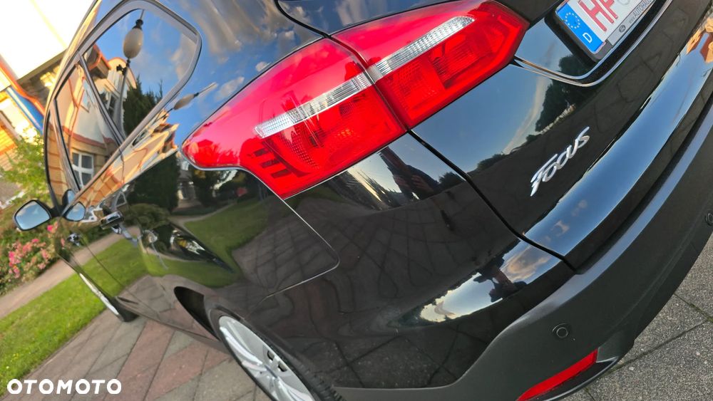 Ford Focus 1.0 EcoBoost Gold X (Trend) - 23