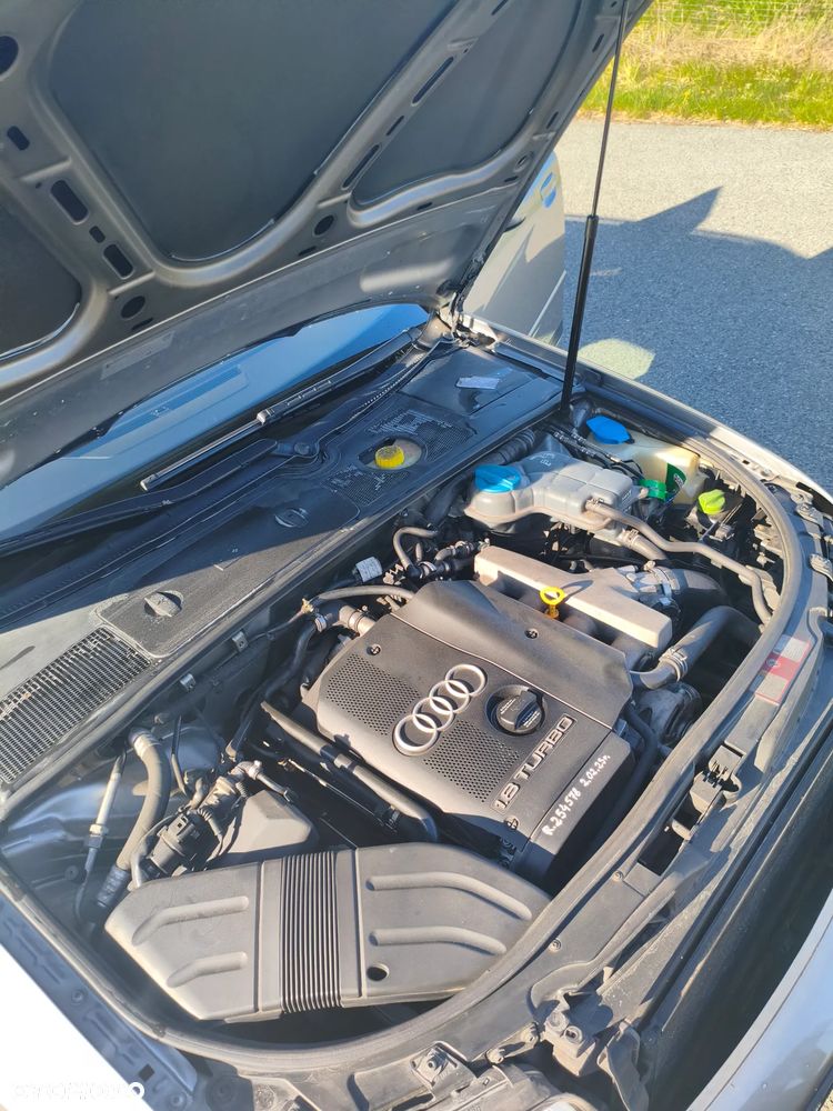 Audi A4 Avant 1.8T - 17