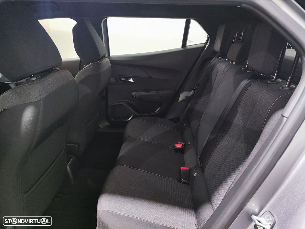 Peugeot 2008 1.2 PureTech Style - 30