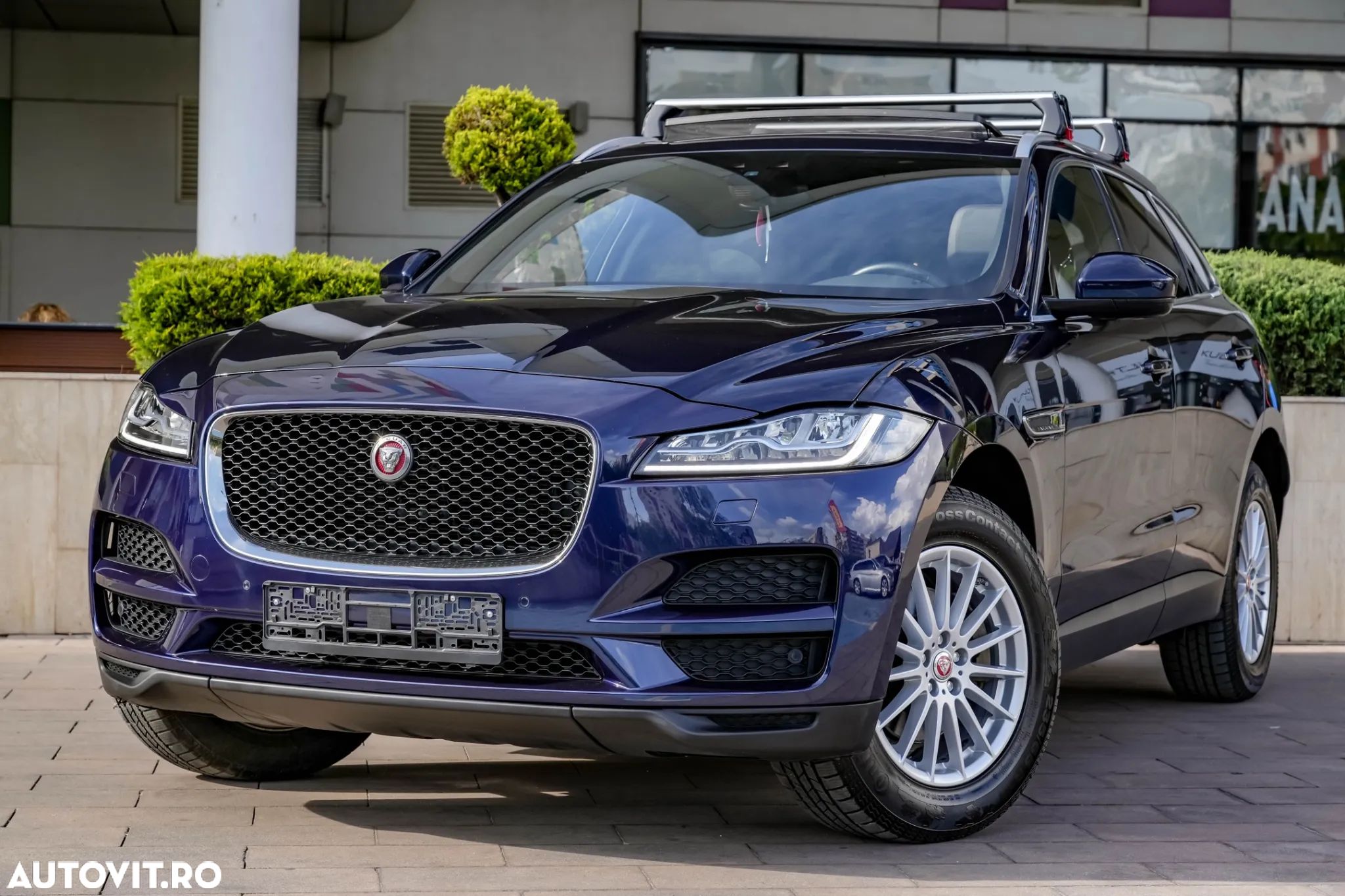 Jaguar F-Pace - 1