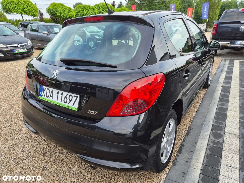 Peugeot 207 - 9