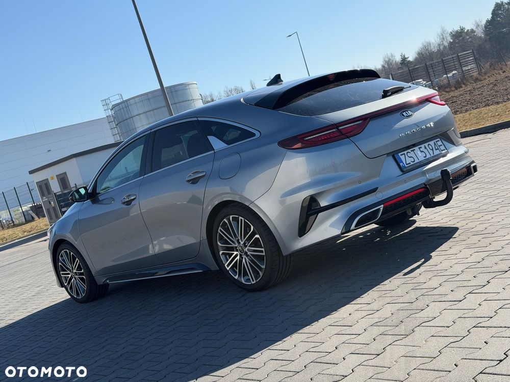 Kia ProCeed 1.4 T-GDI DCT7 OPF GT LINE - 4