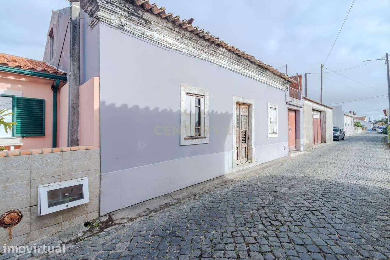 Moradia para Reconstrução no Centro de Vieira de Leiria - Grande imagem: 3/8