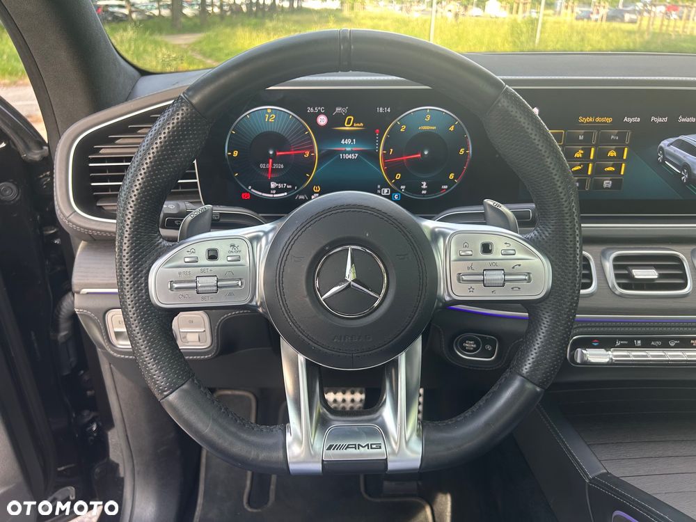 Mercedes-Benz GLS - 32