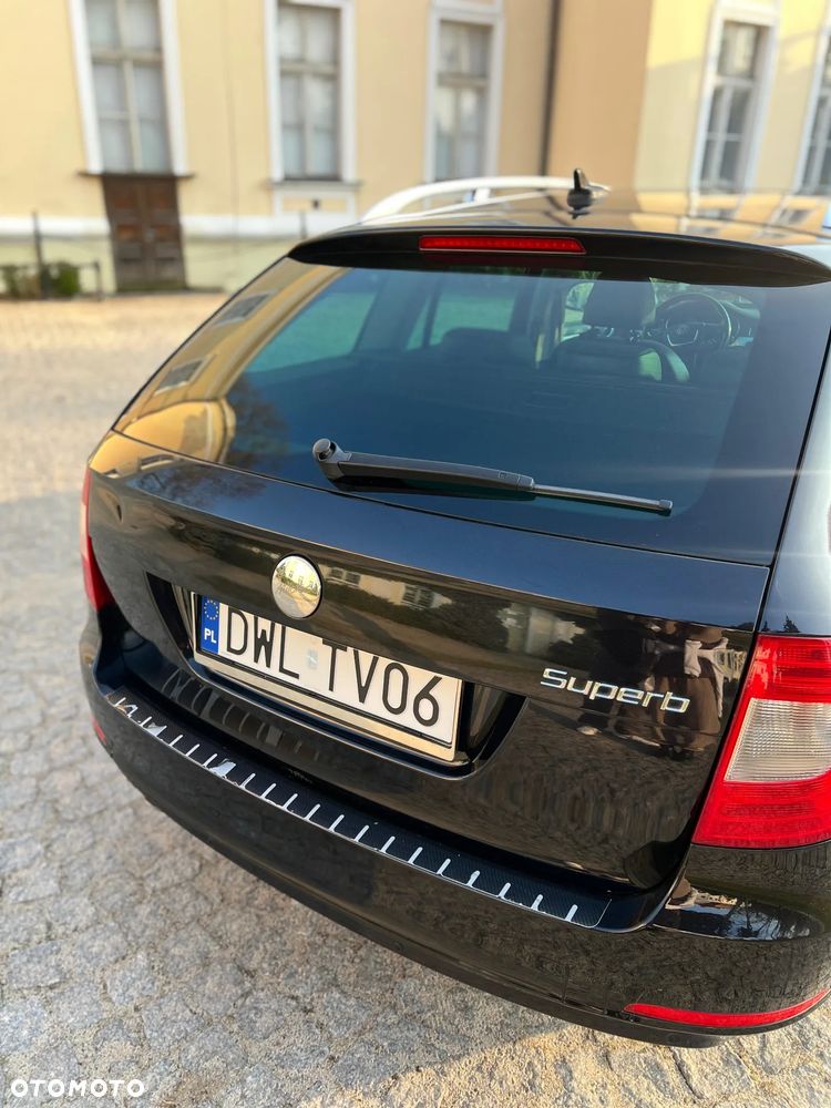 Skoda Superb 1.8 TSI Elegance DSG - 5