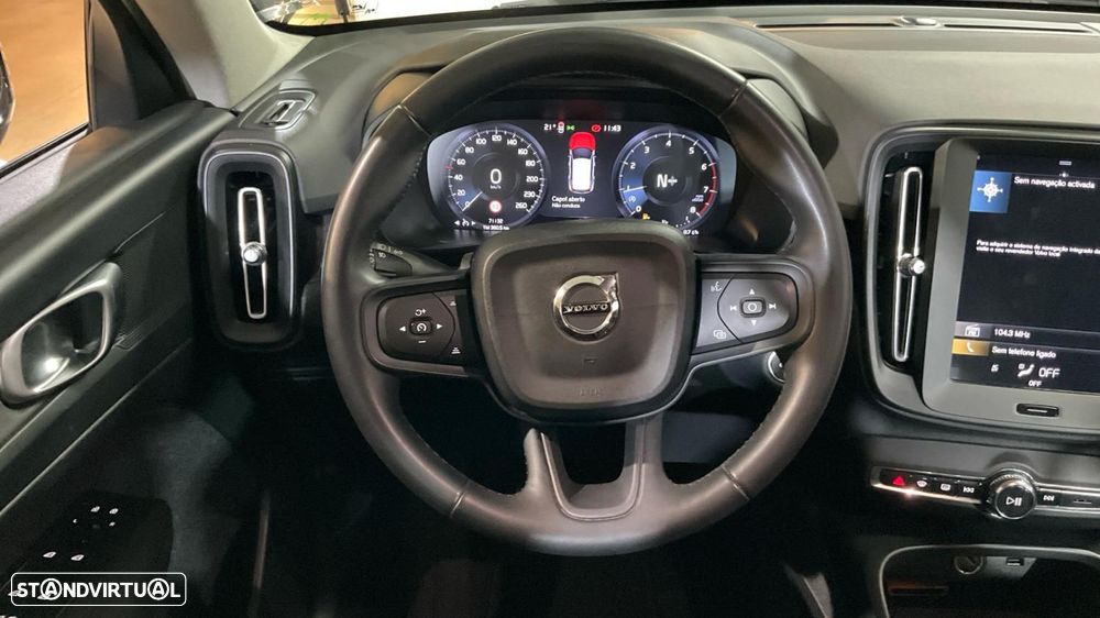 Volvo XC 40 1.5 T2 Momentum Core - 6