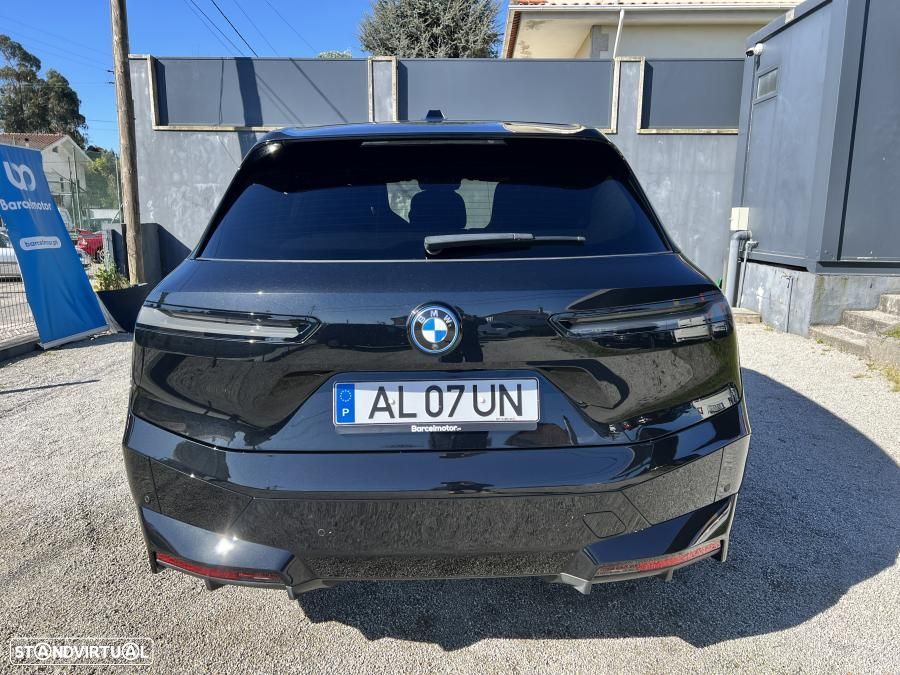 BMW iX xDrive 40 Pack Desportivo - 6