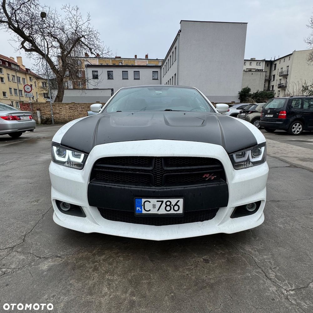 Dodge Charger - 11