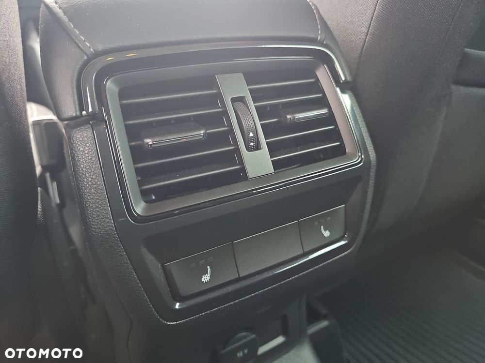 Skoda Karoq 1.5 TSI ACT Selection DSG - 18