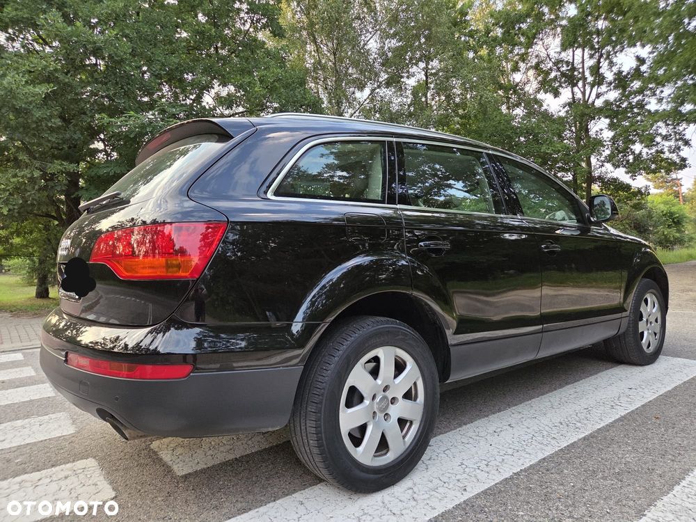 Audi Q7 - 6