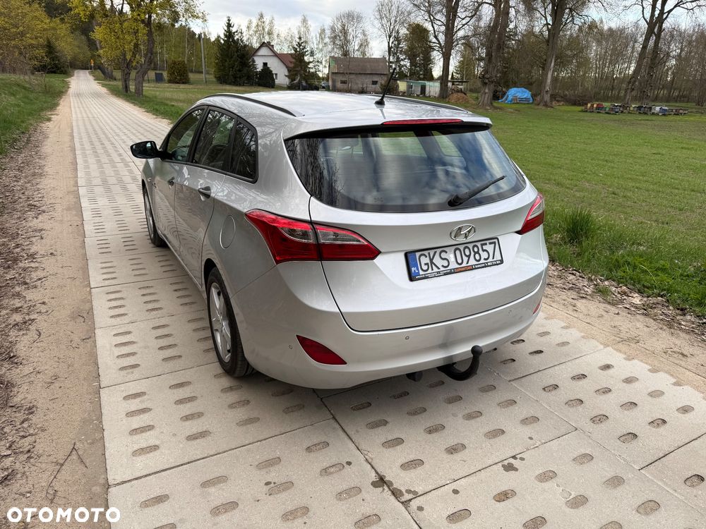 Hyundai i30 i30cw 1.6 CRDi Trend - 12