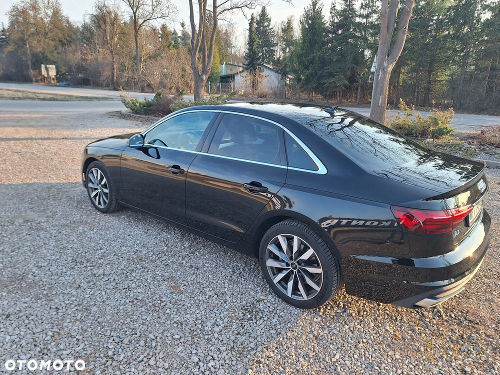 Audi A4 Limousine - 1