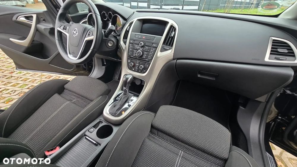 Opel Astra 2.0 CDTI DPF Automatik Design Edition - 17