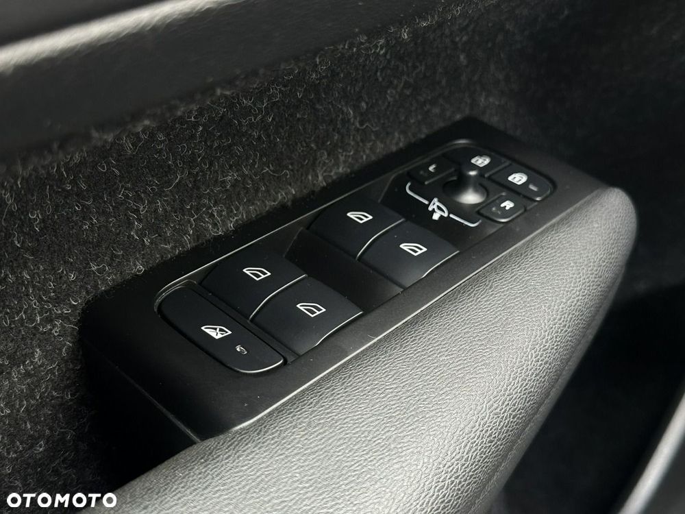Volvo XC 40 - 24
