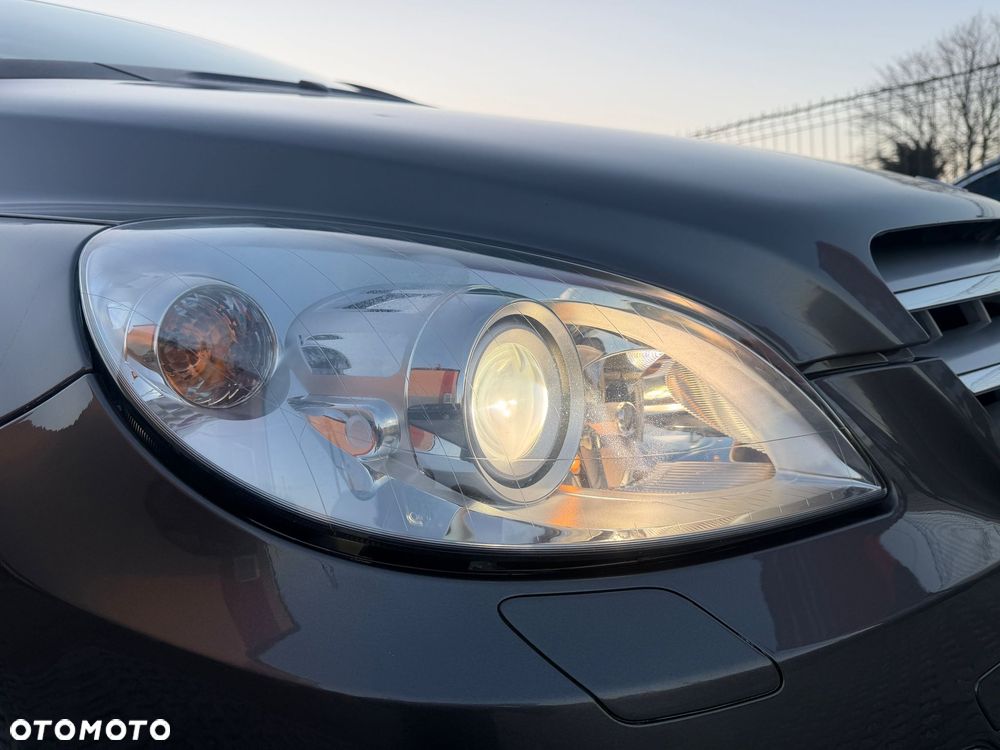 Mercedes-Benz Klasa B 200 Autotronic Grand Edition - 30