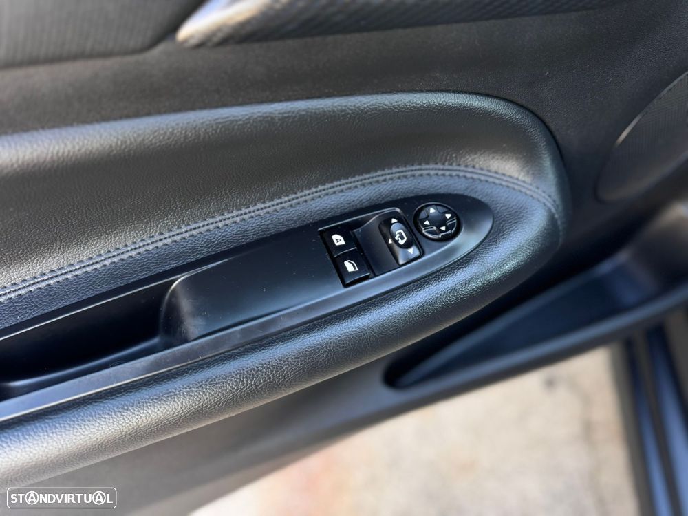 DS DS3 1.6 THP Performance - 17