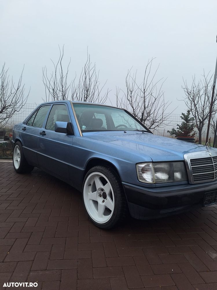 Mercedes-Benz 190 - 3